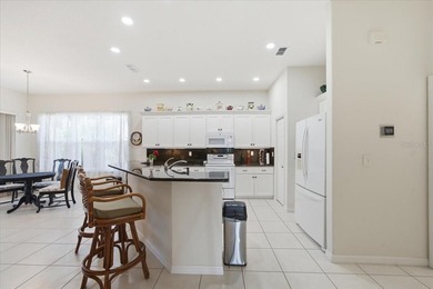 Located in Glen Lakes, this 1998 Addison Osprey home has been on Glen Lakes Country Club in Florida - for sale on GolfHomes.com, golf home, golf lot