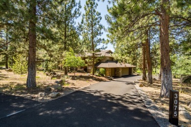 Sheltered along the 10th Fairway of the championship Awbrey Glen on Awbrey Glen Golf Club in Oregon - for sale on GolfHomes.com, golf home, golf lot