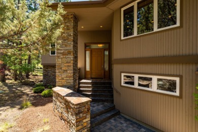 Sheltered along the 10th Fairway of the championship Awbrey Glen on Awbrey Glen Golf Club in Oregon - for sale on GolfHomes.com, golf home, golf lot