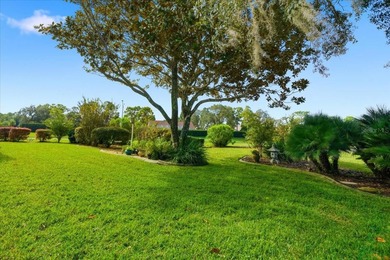 Located in Glen Lakes, this 1998 Addison Osprey home has been on Glen Lakes Country Club in Florida - for sale on GolfHomes.com, golf home, golf lot