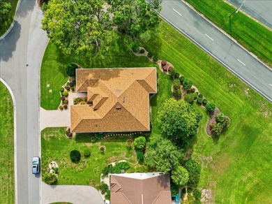 Located in Glen Lakes, this 1998 Addison Osprey home has been on Glen Lakes Country Club in Florida - for sale on GolfHomes.com, golf home, golf lot