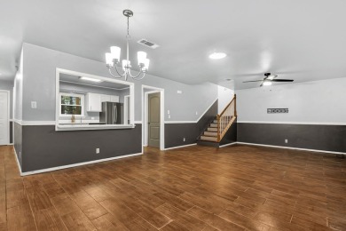 Nestled in a quiet cul-de-sac, this gem boasts 3 br 2ba with the on Rayburn Country Club in Texas - for sale on GolfHomes.com, golf home, golf lot