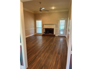 This lovely, one-owner, custom-built home is ready for its next on Northwood Hills Golf Club in Louisiana - for sale on GolfHomes.com, golf home, golf lot