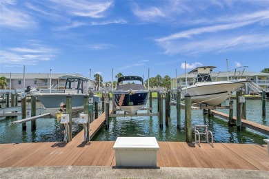 *Live the dream with this incredible 2nd-floor condo that comes on St. Petersburg Country Club in Florida - for sale on GolfHomes.com, golf home, golf lot