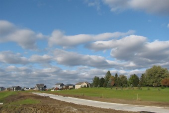 Beautiful new subdivision to build your dream home. Close on Fox Run Golf and Country Club in Iowa - for sale on GolfHomes.com, golf home, golf lot
