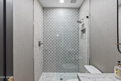 Welcome to a meticulously remodeled 3-bed, 3-bath patio home the on Pinnacle Peak Country Club in Arizona - for sale on GolfHomes.com, golf home, golf lot