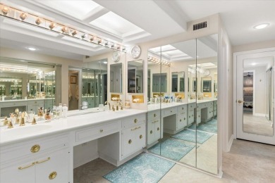 PRIVATE LAKEFRONT HOME! PANORAMIC OPEN VIEW OF LAKE San Marcos on Lake San Marcos Country Club- South Course in California - for sale on GolfHomes.com, golf home, golf lot