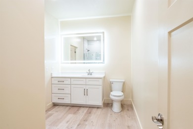 Luxury condominium located on Cooper's Hawk Golf Course on Coopers Hawk in Arkansas - for sale on GolfHomes.com, golf home, golf lot