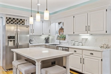 Stunning Lakefront Home in Premier Golf Community - Tellico on Toqua Golf Course - Loudon County in Tennessee - for sale on GolfHomes.com, golf home, golf lot