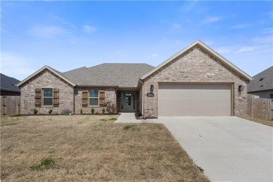 Charming 3-Bed, 2-Bath Home with Modern Touches  Ideal 
 on Stonebridge Meadows Golf Club in Arkansas - for sale on GolfHomes.com, golf home, golf lot