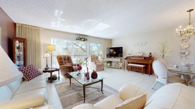 Under contract-accepting backup offers. Welcome to your fully on Pinebrook/Ironwood Golf Course in Florida - for sale on GolfHomes.com, golf home, golf lot