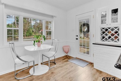 LOCATION, CHARM, AND FULL GUEST HOUSE. Nestled at the end of a on Hide-A-Way Lake Golf Course in Texas - for sale on GolfHomes.com, golf home, golf lot