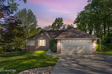 Welcome to your beautifully maintained 4-bedroom, 3-bathroom on Tanasi Golf Course in Tennessee - for sale on GolfHomes.com, golf home, golf lot