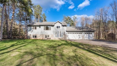 Step from your backyard to Hole 11 at Oak Hill Golf Course! This on Oak Hill Golf Club in Minnesota - for sale on GolfHomes.com, golf home, golf lot