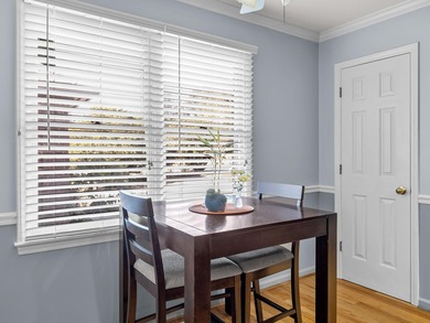 Welcome to this beautiful one-owner, all-brick 3-bedroom, 2.5 on River Falls Plantation in South Carolina - for sale on GolfHomes.com, golf home, golf lot