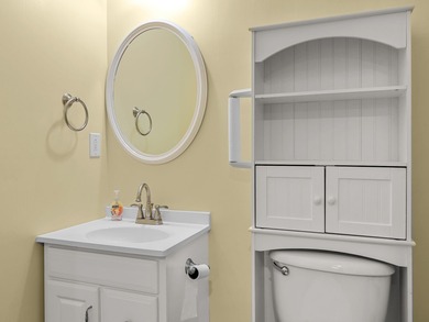 Welcome to this beautiful one-owner, all-brick 3-bedroom, 2.5 on River Falls Plantation in South Carolina - for sale on GolfHomes.com, golf home, golf lot