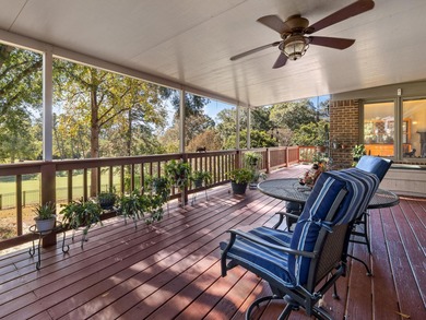 Welcome to this beautiful one-owner, all-brick 3-bedroom, 2.5 on River Falls Plantation in South Carolina - for sale on GolfHomes.com, golf home, golf lot