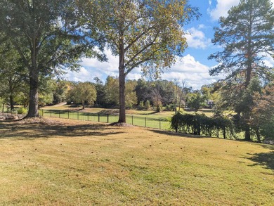 Welcome to this beautiful one-owner, all-brick 3-bedroom, 2.5 on River Falls Plantation in South Carolina - for sale on GolfHomes.com, golf home, golf lot