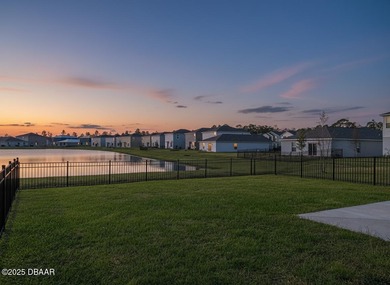 Discover your new light, bright, and delightfully modern on LPGA International Golf Course in Florida - for sale on GolfHomes.com, golf home, golf lot