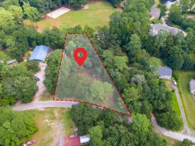 Looking for the perfect spot in Murrells Inlet to build your on Wachesaw Plantation Club in South Carolina - for sale on GolfHomes.com, golf home, golf lot
