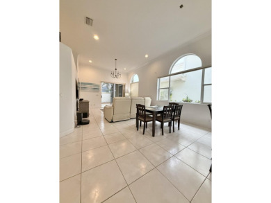 Priced to Sell! This charming 3-bedroom, 2-bathroom home on PGA National Golf Club in Florida - for sale on GolfHomes.com, golf home, golf lot