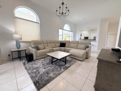 Priced to Sell! This charming 3-bedroom, 2-bathroom home on PGA National Golf Club in Florida - for sale on GolfHomes.com, golf home, golf lot