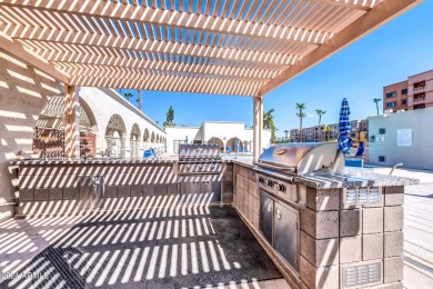 Check out this Scottsdale Gem! A 1 bed/1 bath on the 5th floor on Scottsdale Shadows in Arizona - for sale on GolfHomes.com, golf home, golf lot