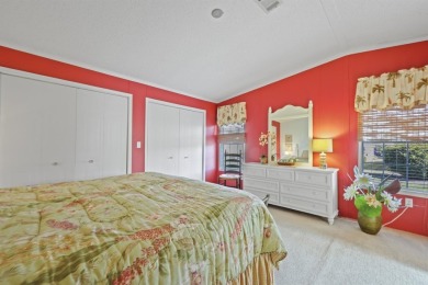 Move in ready and just waiting for your own personal touch. This on Maple Leaf Golf and Country Club in Florida - for sale on GolfHomes.com, golf home, golf lot
