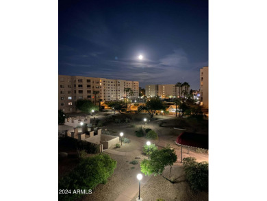 Check out this Scottsdale Gem! A 1 bed/1 bath on the 5th floor on Scottsdale Shadows in Arizona - for sale on GolfHomes.com, golf home, golf lot