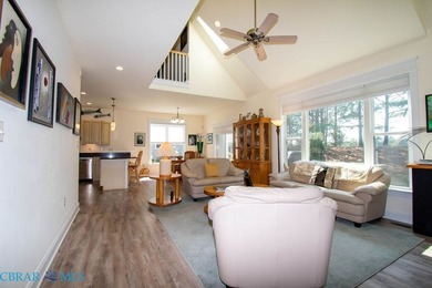 Welcome to a special Hills Quarter home. The home offers great on King Carter Golf Course in Virginia - for sale on GolfHomes.com, golf home, golf lot