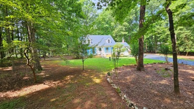 Welcome to Hummingbird Cottage! This 3-BR, 2-bathroom home is on Kinderton Country Club in Virginia - for sale on GolfHomes.com, golf home, golf lot