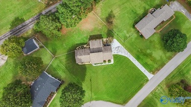 Welcome to this stunning 4-bedroom, 2-bath ranch-style home in on Burningtree Country Club in Alabama - for sale on GolfHomes.com, golf home, golf lot