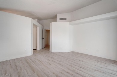 Welcome to your dream home! This cozy beautifully updated on Desert Rose Golf Course in Nevada - for sale on GolfHomes.com, golf home, golf lot