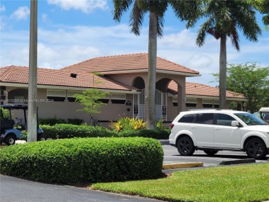 Fabulous townhouse with a garage in the beautiful Guard Gated on Keys Gate Golf Club in Florida - for sale on GolfHomes.com, golf home, golf lot