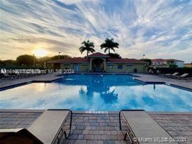 Fabulous townhouse with a garage in the beautiful Guard Gated on Keys Gate Golf Club in Florida - for sale on GolfHomes.com, golf home, golf lot