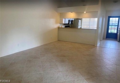 Rare Corner End Unit in Timberline Village at Cross Creek! This on Cross Creek Country Club in Florida - for sale on GolfHomes.com, golf home, golf lot