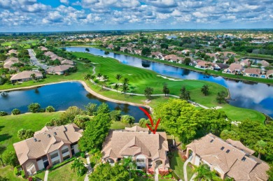 Second floor unit that sparkles when you walk in the door! Two on Aberdeen Golf and Country Club in Florida - for sale on GolfHomes.com, golf home, golf lot