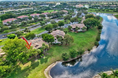 Second floor unit that sparkles when you walk in the door! Two on Aberdeen Golf and Country Club in Florida - for sale on GolfHomes.com, golf home, golf lot