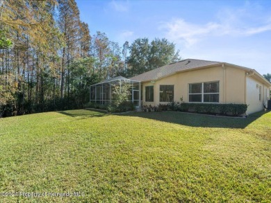 NEW ROOF 2023, NEW HOT WATER HEATER 2023, NEWER A/C 2017, NEW on Glen Lakes Country Club in Florida - for sale on GolfHomes.com, golf home, golf lot