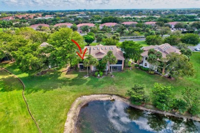 Second floor unit that sparkles when you walk in the door! Two on Aberdeen Golf and Country Club in Florida - for sale on GolfHomes.com, golf home, golf lot