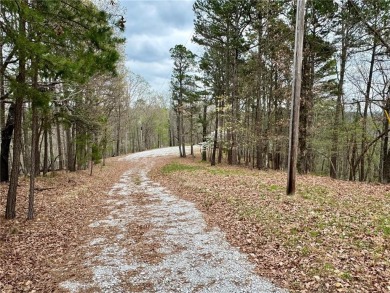 Secluded country living in Flint Ridge's gated community.
2,450 on Deer Valley Golf Course in Oklahoma - for sale on GolfHomes.com, golf home, golf lot