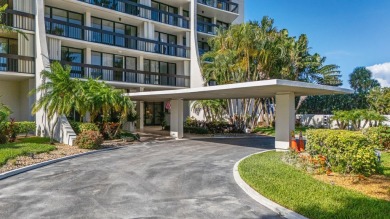 Enjoy sweeping, unobstructed views of Lake Mangonia and the Jack on  in Florida - for sale on GolfHomes.com, golf home, golf lot