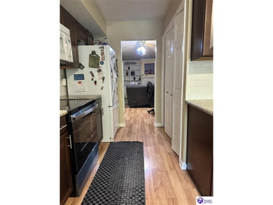 This very well-maintained, and tastefully redone condo is on Doe Valley Country Club in Kentucky - for sale on GolfHomes.com, golf home, golf lot