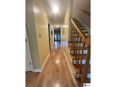 This very well-maintained, and tastefully redone condo is on Doe Valley Country Club in Kentucky - for sale on GolfHomes.com, golf home, golf lot