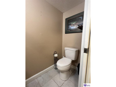 This very well-maintained, and tastefully redone condo is on Doe Valley Country Club in Kentucky - for sale on GolfHomes.com, golf home, golf lot