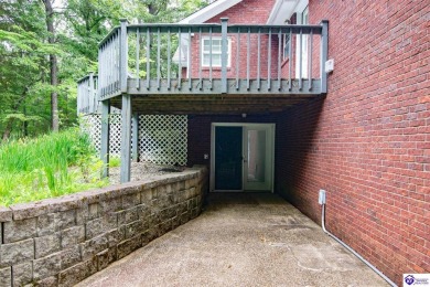 Don't miss the opportunity to own this stunning home in the on Doe Valley Country Club in Kentucky - for sale on GolfHomes.com, golf home, golf lot