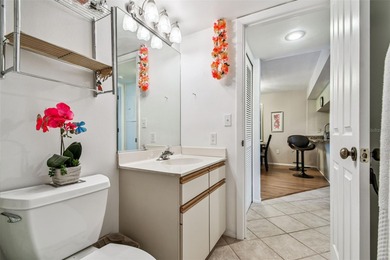 Beautifully Furnished (optional) 2-Bed/2-Bath Ground-Floor Condo on University Park Country Club in Florida - for sale on GolfHomes.com, golf home, golf lot