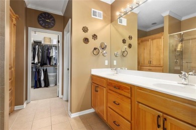 METICULOUSLY MAINTAINED ONE OWNER TOWNHOME BACKING TO THE STALEY on Staley Farms Golf Club in Missouri - for sale on GolfHomes.com, golf home, golf lot