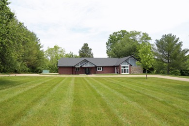 Beautiful 1-level ranch in Boones Trace that offers a perfect on The Bull At Boones Trace in Kentucky - for sale on GolfHomes.com, golf home, golf lot