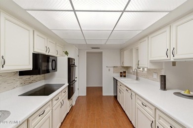 Come see this well-maintained home that has all the big ticket on Sun City Lakes West and East in Arizona - for sale on GolfHomes.com, golf home, golf lot